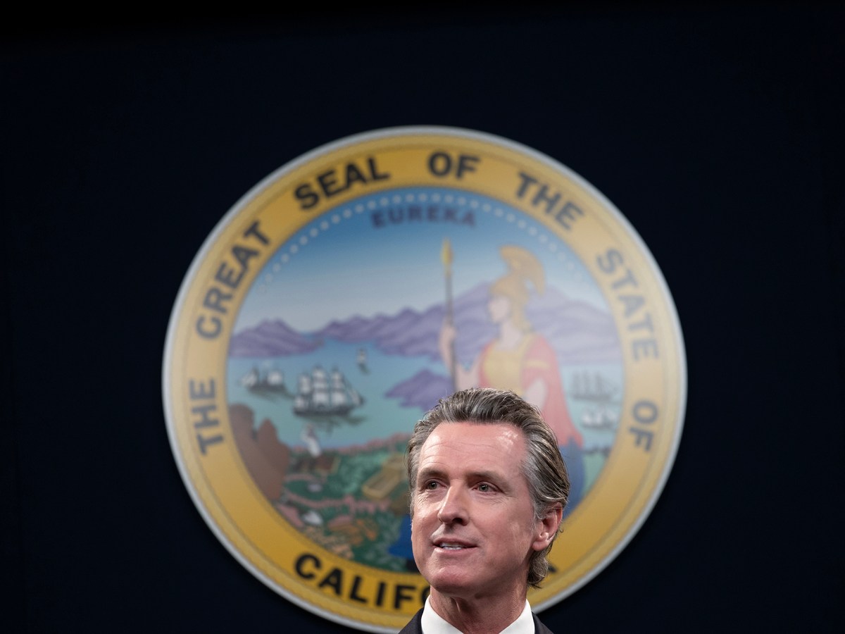 Blocked by legislators, Newsom shifts oil profits penalty plan to regulators