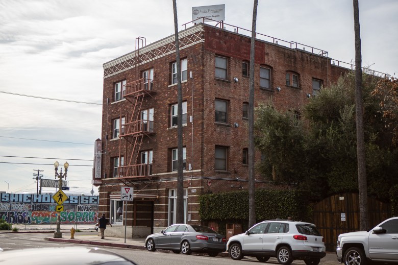 A rehabilitation housing facility owned by the Amity Foundation on Feb. 2, 2023. Photo by Larry Valenzuela, CalMatters/CatchLight Local