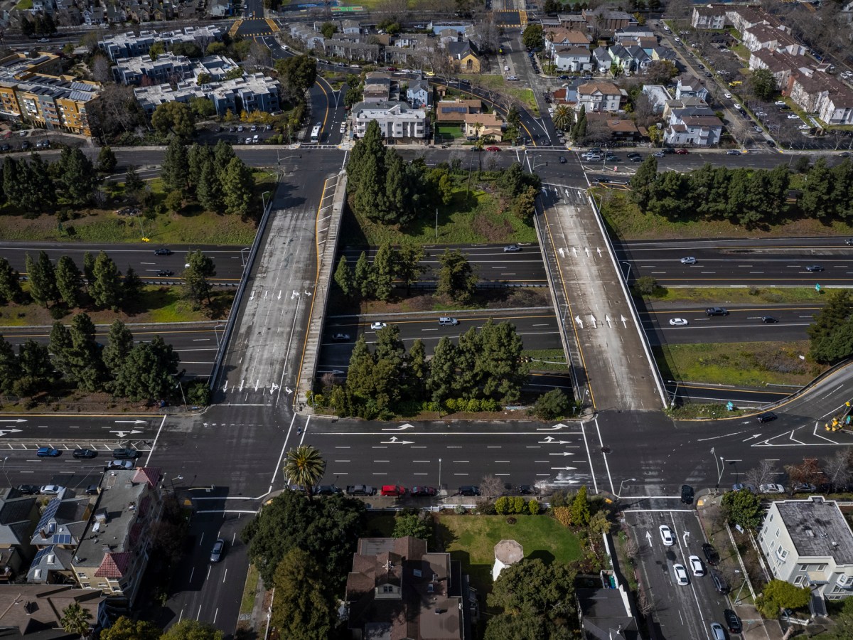 Undoing the past: Lawmakers seek to mend California neighborhoods sliced by highways