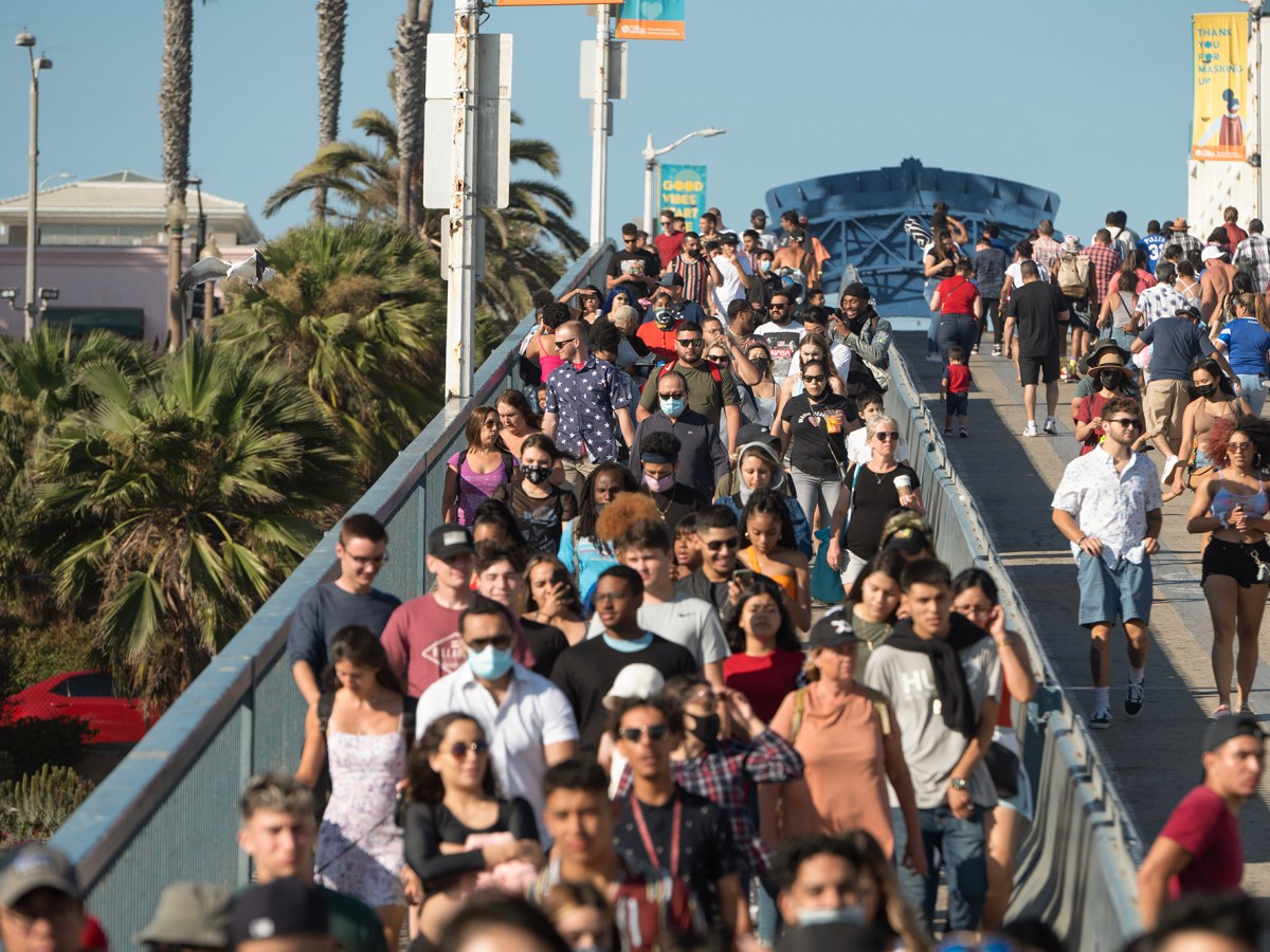 After losing population in recent years, California is starting to grow again. Is that a good thing?