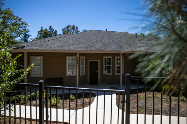 The halfway house where Lorzeno Mays lives in Shingle Springs on Aug. 10, 2022. Photo by Martin do Nascimento, CalMatters