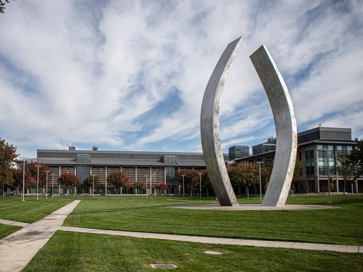 A UC Merced medical program is slowly taking shape. Why California wants more doctors there