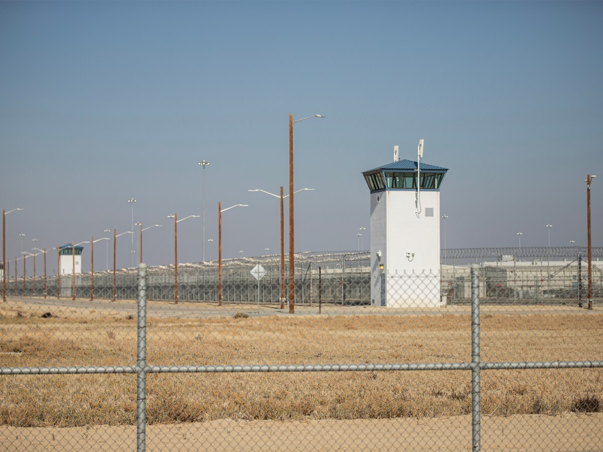 As California closes prisons, the cost of locking someone up hits new record at $132,860